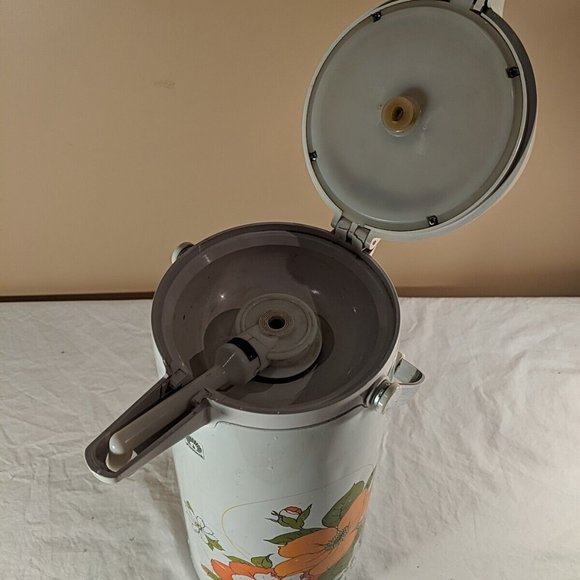 Vintage MCM The Peacock Vacuum Bottle Co Ltd Portable Air Pot Drink Dispenser - Picture 13 of 16